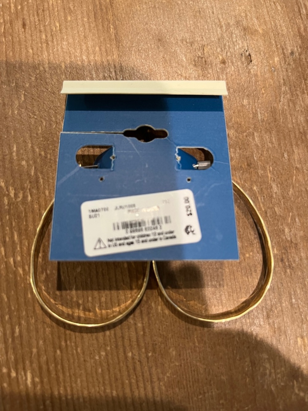 Lucky Brand Hammered Gold Teardrop Hoop Earrings - Picture 5 of 5